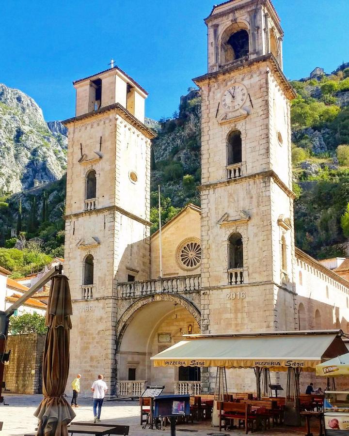 Апартаменти Old Town Kotor Square Екстер'єр фото