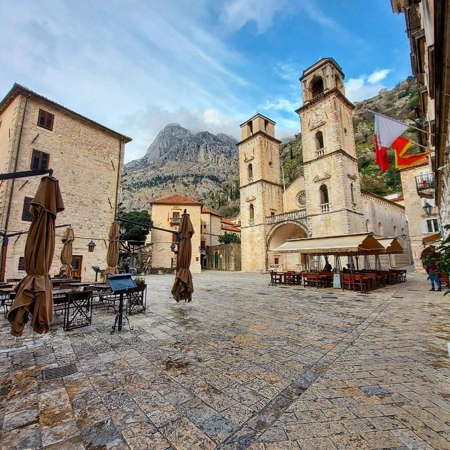 Апартаменти Old Town Kotor Square Екстер'єр фото